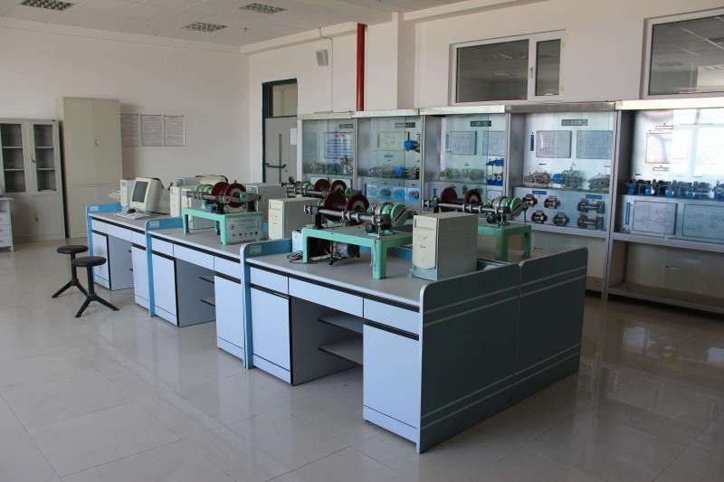 機械實驗室 機械實驗室